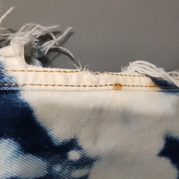 Calvin Klein jeans beyond distressed extreme distressed size8 highrise - Picture 5 of 12